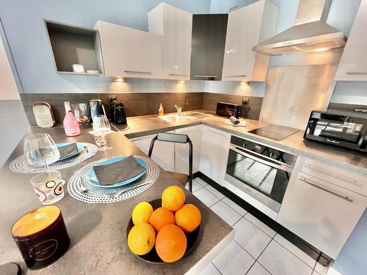 Charmant Duplex Proche De La Gare, Parking Gratuit Laval  Exterior foto